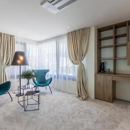 Beachfront With Heated Infinity Pool And Direct Sea Access Near Split