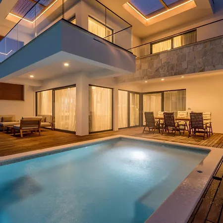 Villa Sea Star Luksuzna Vila Uz More S Infinity Bazenom Kastel Kambelovac Kastela