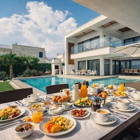 Beachfront With Heated Infinity Pool And Direct Sea Access Near Split * Kaštela